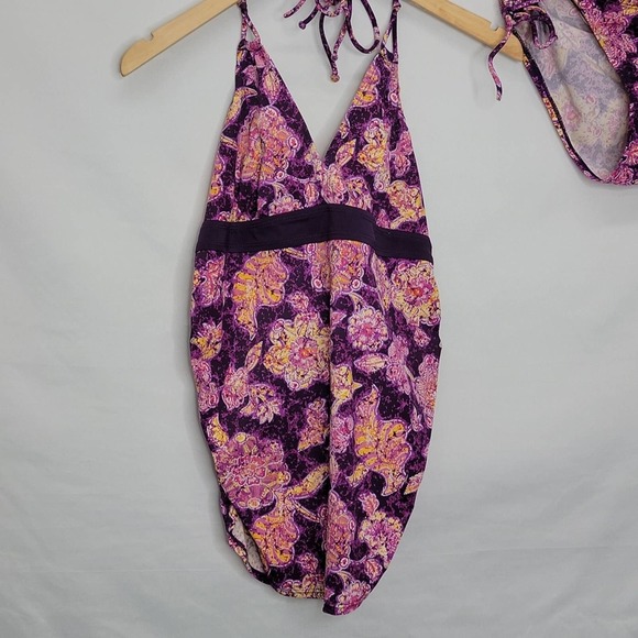 Motherhood Maternity Bathing Suit halter top - Picture 15 of 16